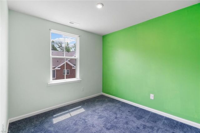 703 Lakeview CV, Smithfield, VA 23430