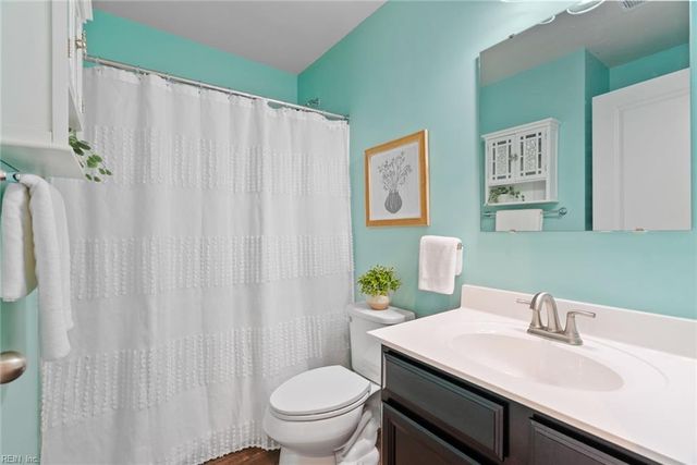 703 Lakeview CV, Smithfield, VA 23430