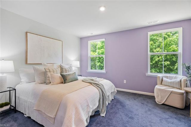 703 Lakeview CV, Smithfield, VA 23430