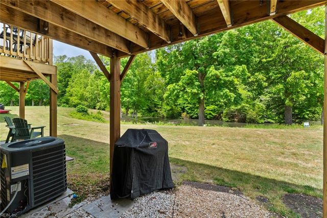 703 Lakeview CV, Smithfield, VA 23430