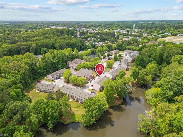 703 Lakeview CV, Smithfield, VA 23430