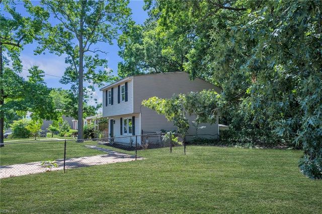 2319 Andrews BLVD, Hampton, VA 23663