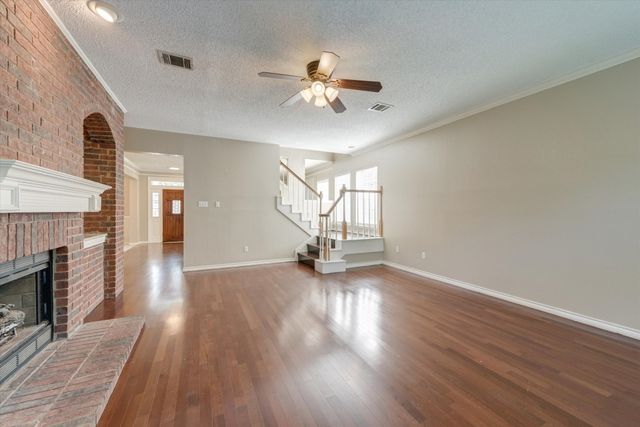3322 Bridlewood Drive, Grapevine, TX 76051