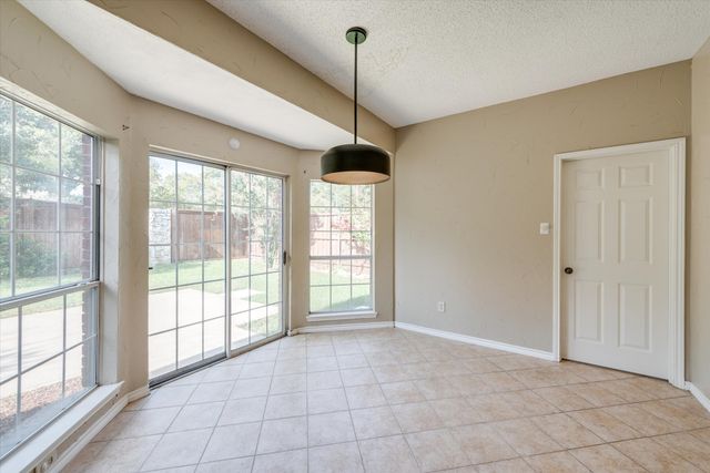 3322 Bridlewood Drive, Grapevine, TX 76051