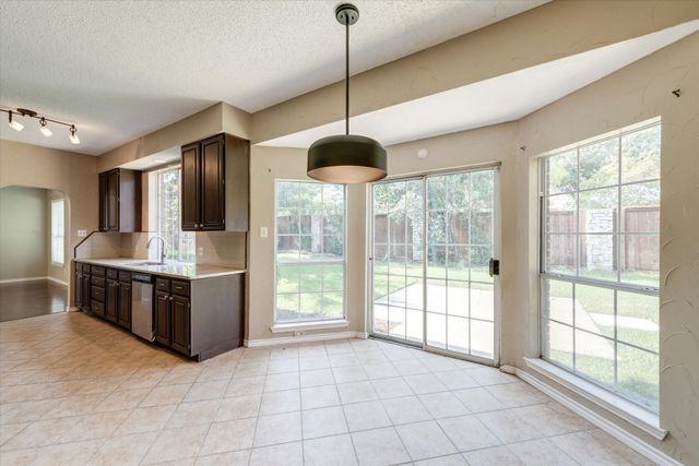 3322 Bridlewood Drive, Grapevine, TX 76051