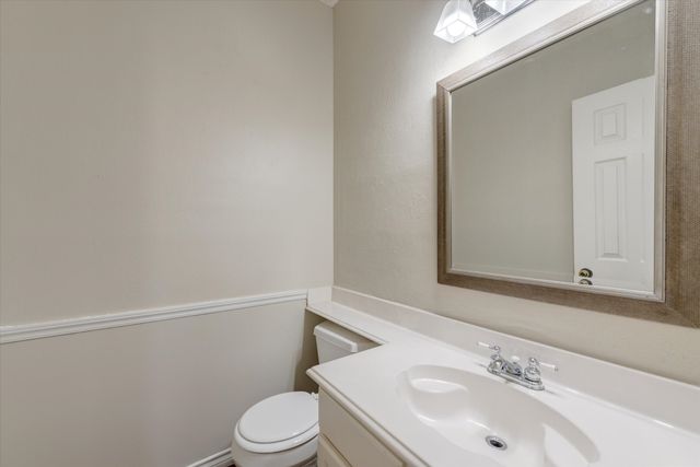 3322 Bridlewood Drive, Grapevine, TX 76051