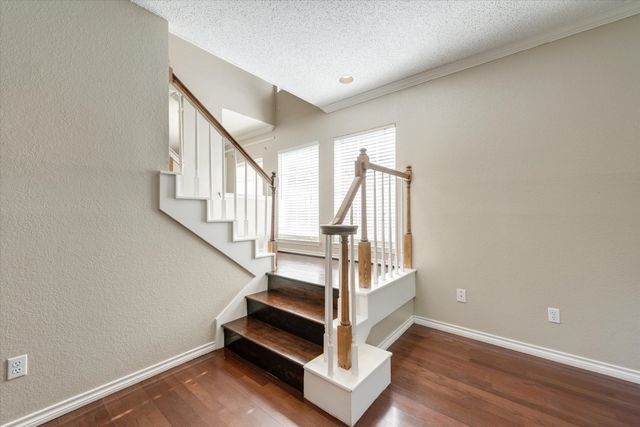 3322 Bridlewood Drive, Grapevine, TX 76051