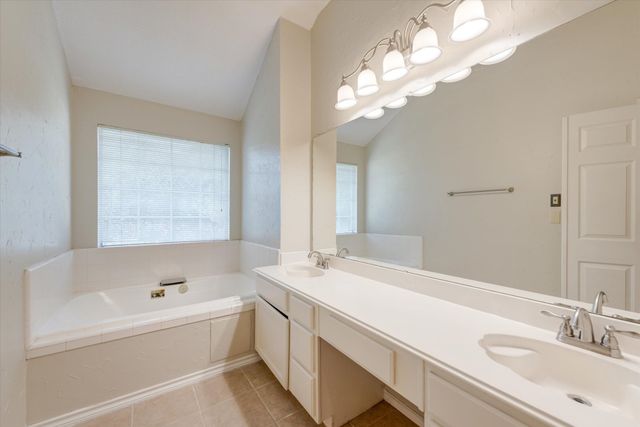 3322 Bridlewood Drive, Grapevine, TX 76051