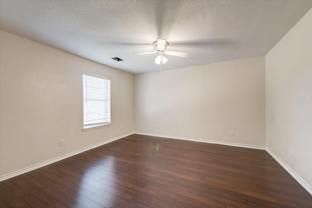 3322 Bridlewood Drive, Grapevine, TX 76051