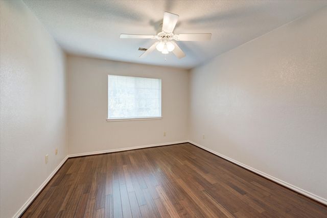 3322 Bridlewood Drive, Grapevine, TX 76051