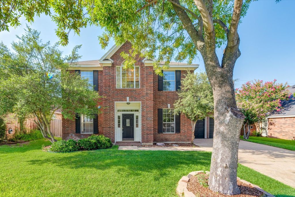 3322 Bridlewood Drive, Grapevine, TX 76051