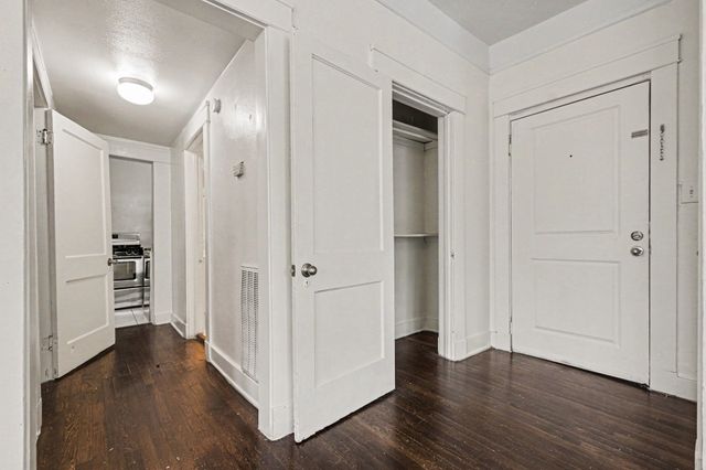 917 N Haskell Avenue E, Dallas, TX 75204