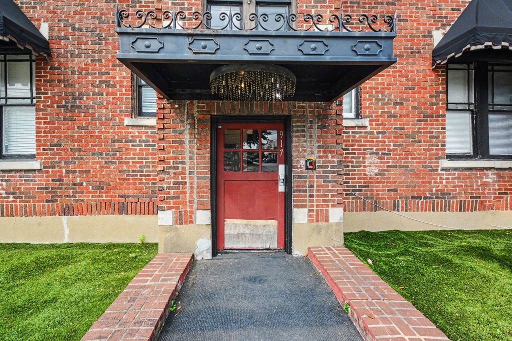 917 N Haskell Avenue E, Dallas, TX 75204