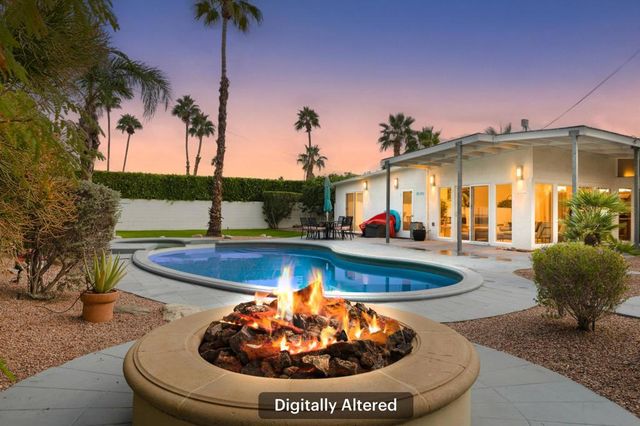 302 E Racquet Club Road, Palm Springs, CA 92262