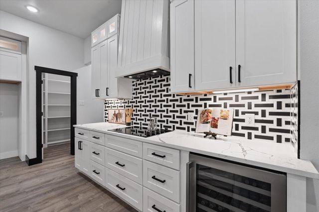 447 Sunset Trail, Angleton, TX 77515