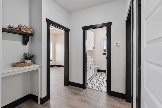 447 Sunset Trail, Angleton, TX 77515