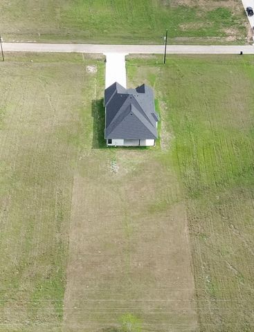 447 Sunset Trail, Angleton, TX 77515