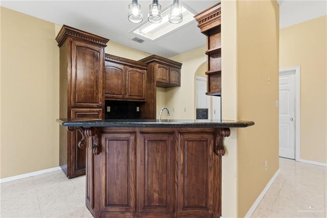 1720 E 2nd Street, Weslaco, TX 78596