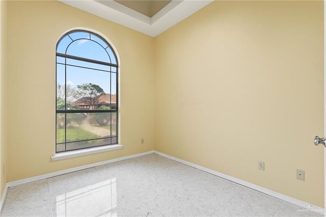 1720 E 2nd Street, Weslaco, TX 78596