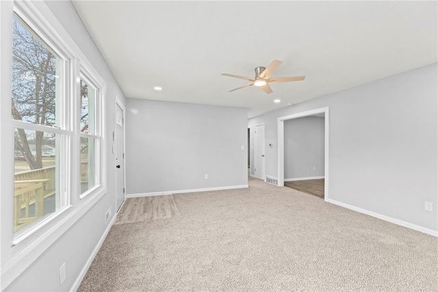 6716 Indiana Avenue, Kansas City, MO 64132