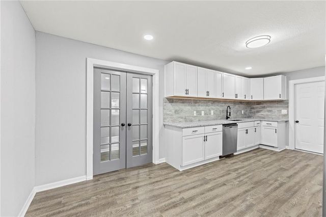 6716 Indiana Avenue, Kansas City, MO 64132