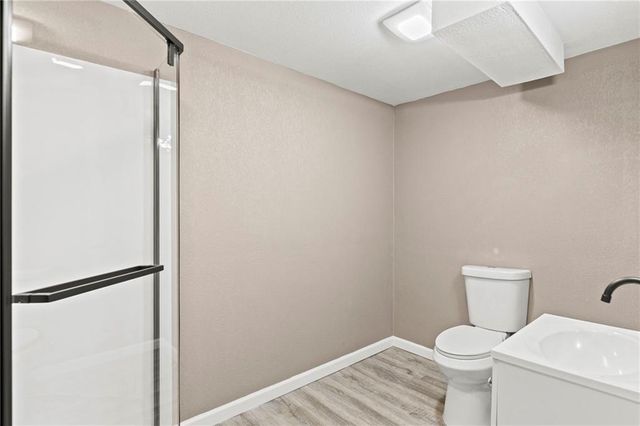 6716 Indiana Avenue, Kansas City, MO 64132