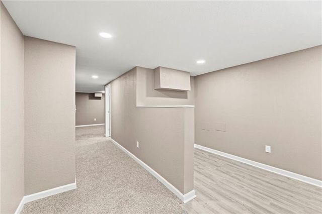 6716 Indiana Avenue, Kansas City, MO 64132