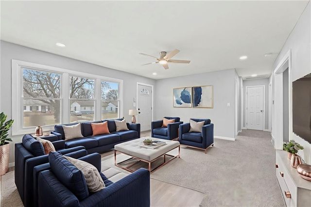 6716 Indiana Avenue, Kansas City, MO 64132