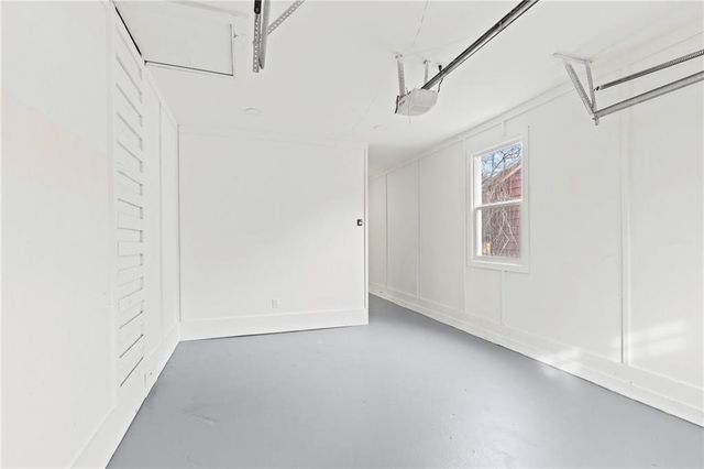 6716 Indiana Avenue, Kansas City, MO 64132