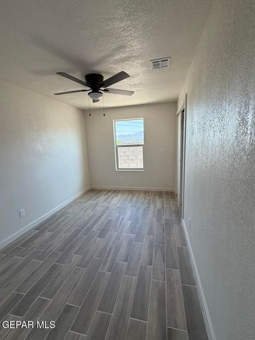 309 MORA Lane B, Sunland Park, NM 88063