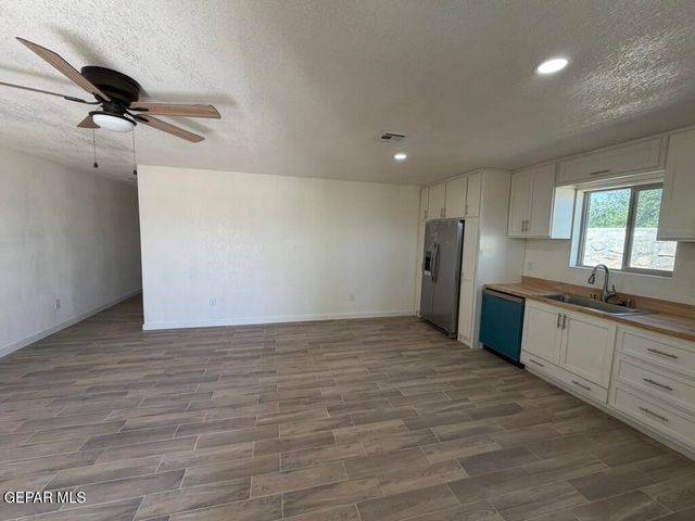 309 MORA Lane B, Sunland Park, NM 88063