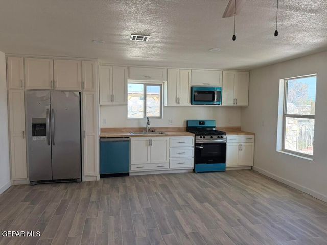 309 MORA Lane B, Sunland Park, NM 88063