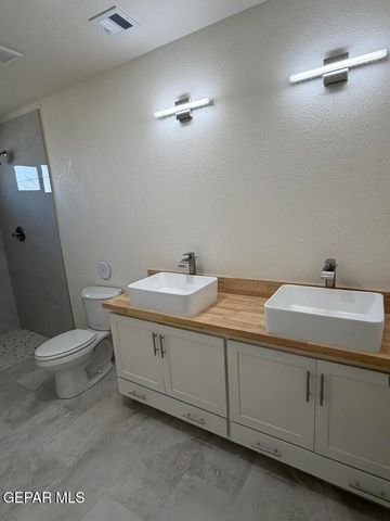 309 MORA Lane B, Sunland Park, NM 88063