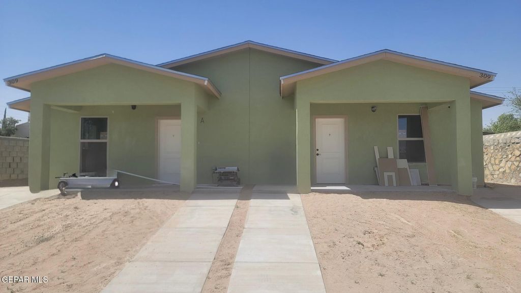 309 MORA Lane B, Sunland Park, NM 88063