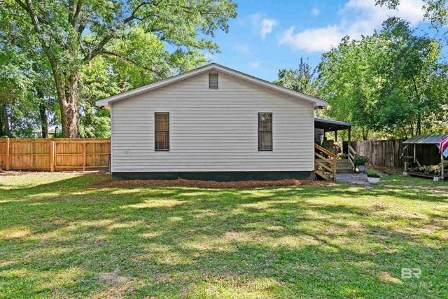 10 N Bayou Oaks Drive, Saraland, AL 36571