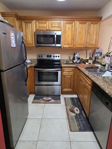 1760 Windorah Way H, West Palm Beach, FL 33411