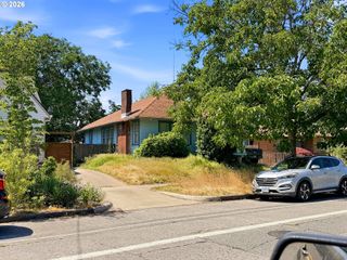 5557 N DENVER Ave, Portland, OR 97217