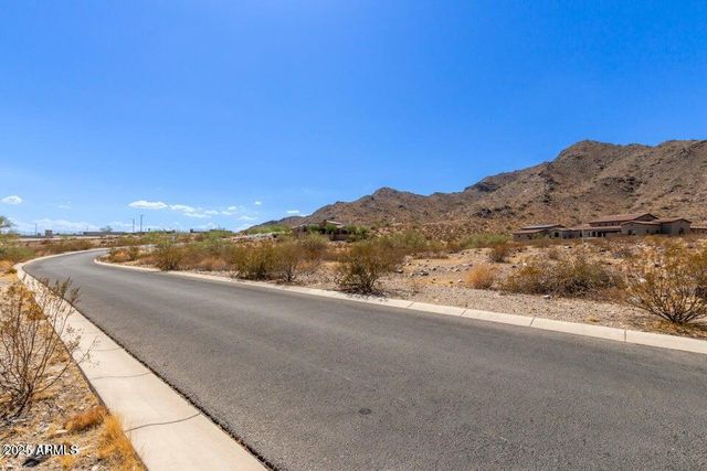 21393 W MOUNTAIN COVE Place, Buckeye, AZ 85396