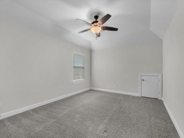 11811 St Augustine Drive, Mont Belvieu, TX 77535