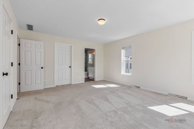 1815 Paddock Court, Grayslake, IL 60030