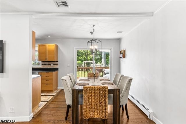 17 Hunters Ln, Sparta Twp., NJ 07871