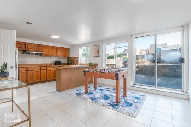 1630 33rd Avenue, San Francisco, CA 94122