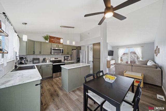 8330 Olivia Drive, Lincoln, NE 68512