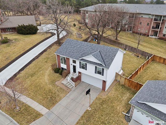 8330 Olivia Drive, Lincoln, NE 68512