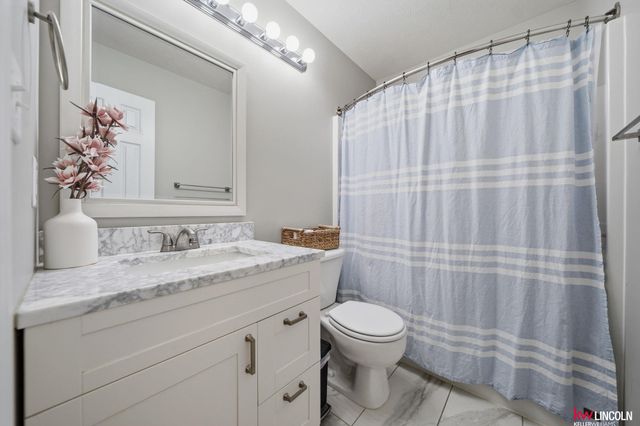 8330 Olivia Drive, Lincoln, NE 68512