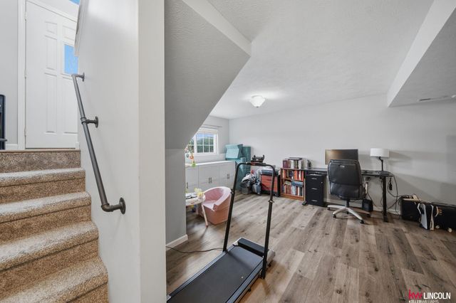 8330 Olivia Drive, Lincoln, NE 68512