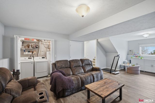 8330 Olivia Drive, Lincoln, NE 68512