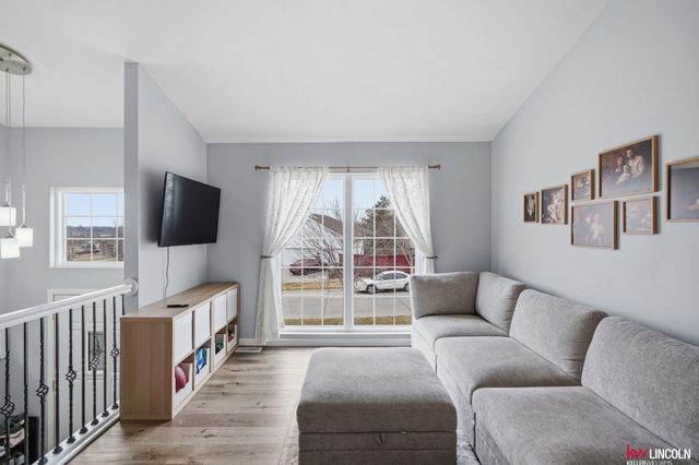 8330 Olivia Drive, Lincoln, NE 68512