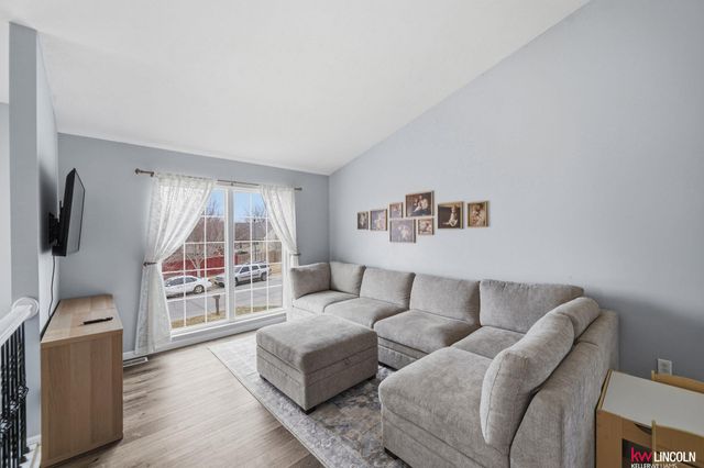 8330 Olivia Drive, Lincoln, NE 68512