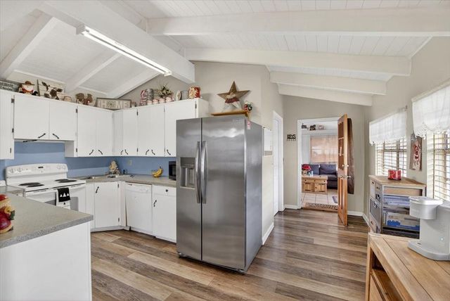 38606 3RD AVENUE, Zephyrhills, FL 33542